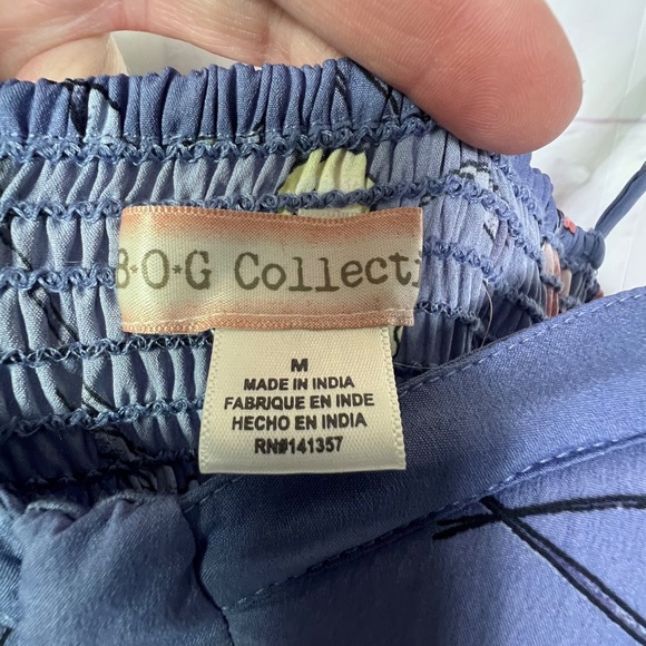 |•BOG COLLECTIVE•| Pretty Lilac Floral Jumpsuit Size Medium - Picture 6 of 10